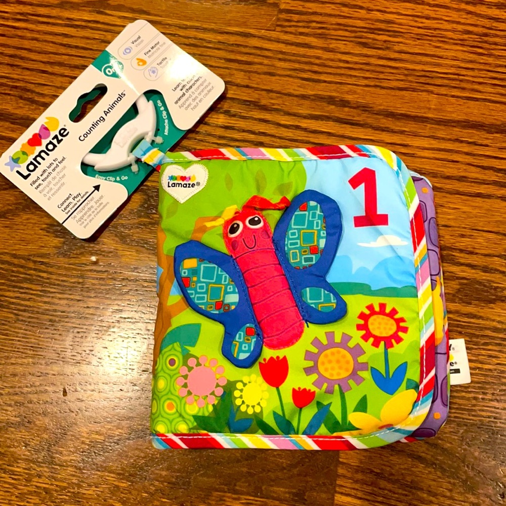 NWT Lamaze Counting Animals Soft Book